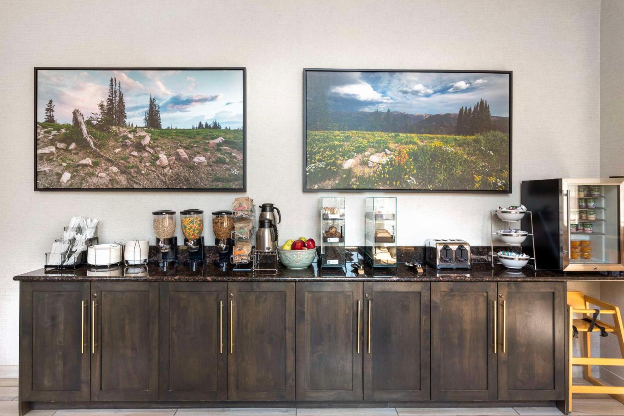 Best Western Holiday Hills Coalville Zewnętrze zdjęcie