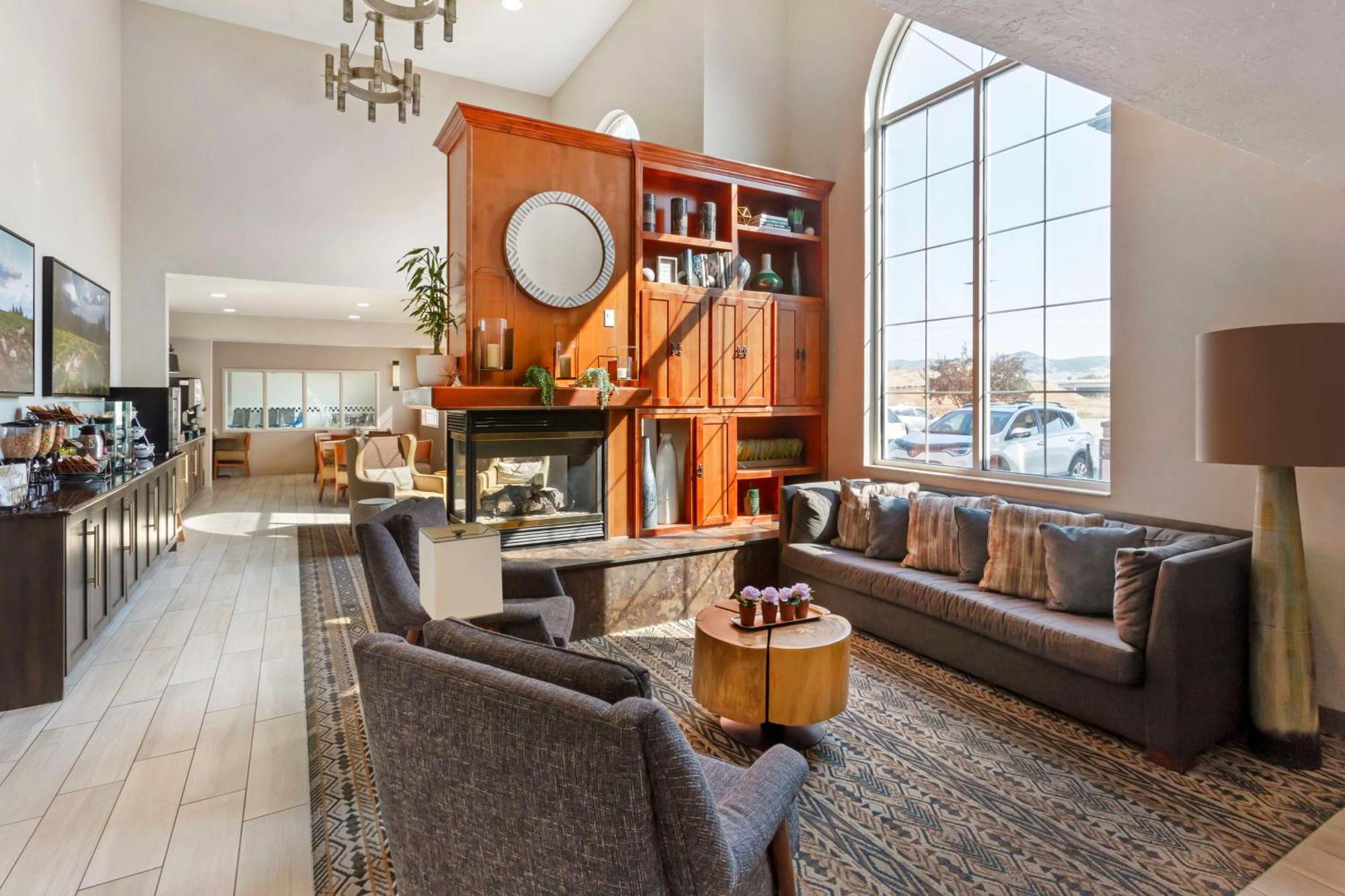 Best Western Holiday Hills Coalville Zewnętrze zdjęcie